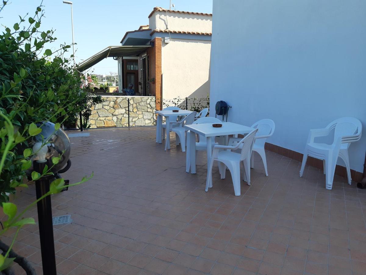 Guest house al mare Civitavecchia Extérieur photo