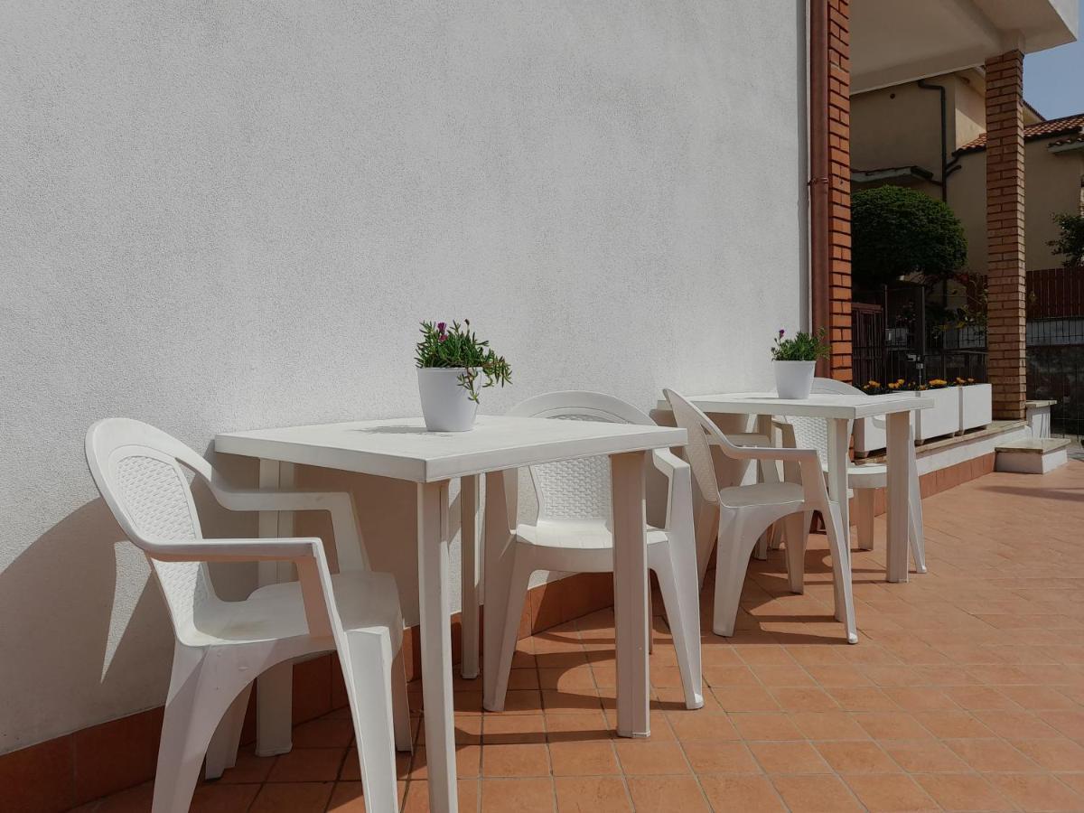 Guest house al mare Civitavecchia Extérieur photo
