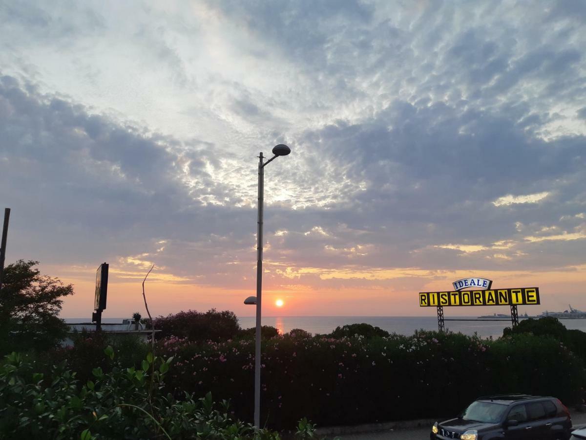 Guest house al mare Civitavecchia Extérieur photo