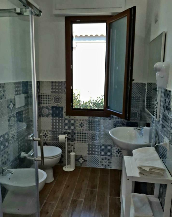 Guest house al mare Civitavecchia Extérieur photo